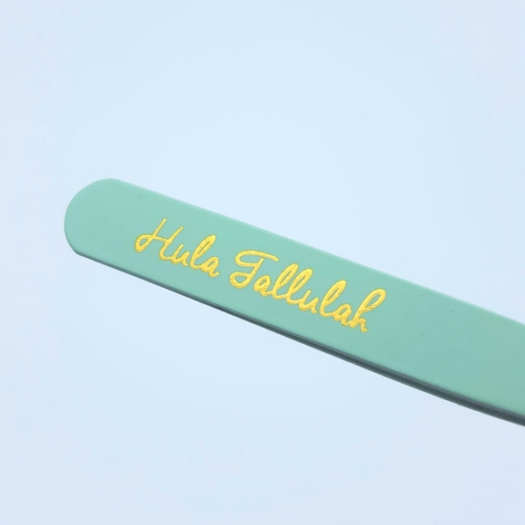 Everything you Need For Your Perfect Eyebrow In 1 - Picture 4 of 10